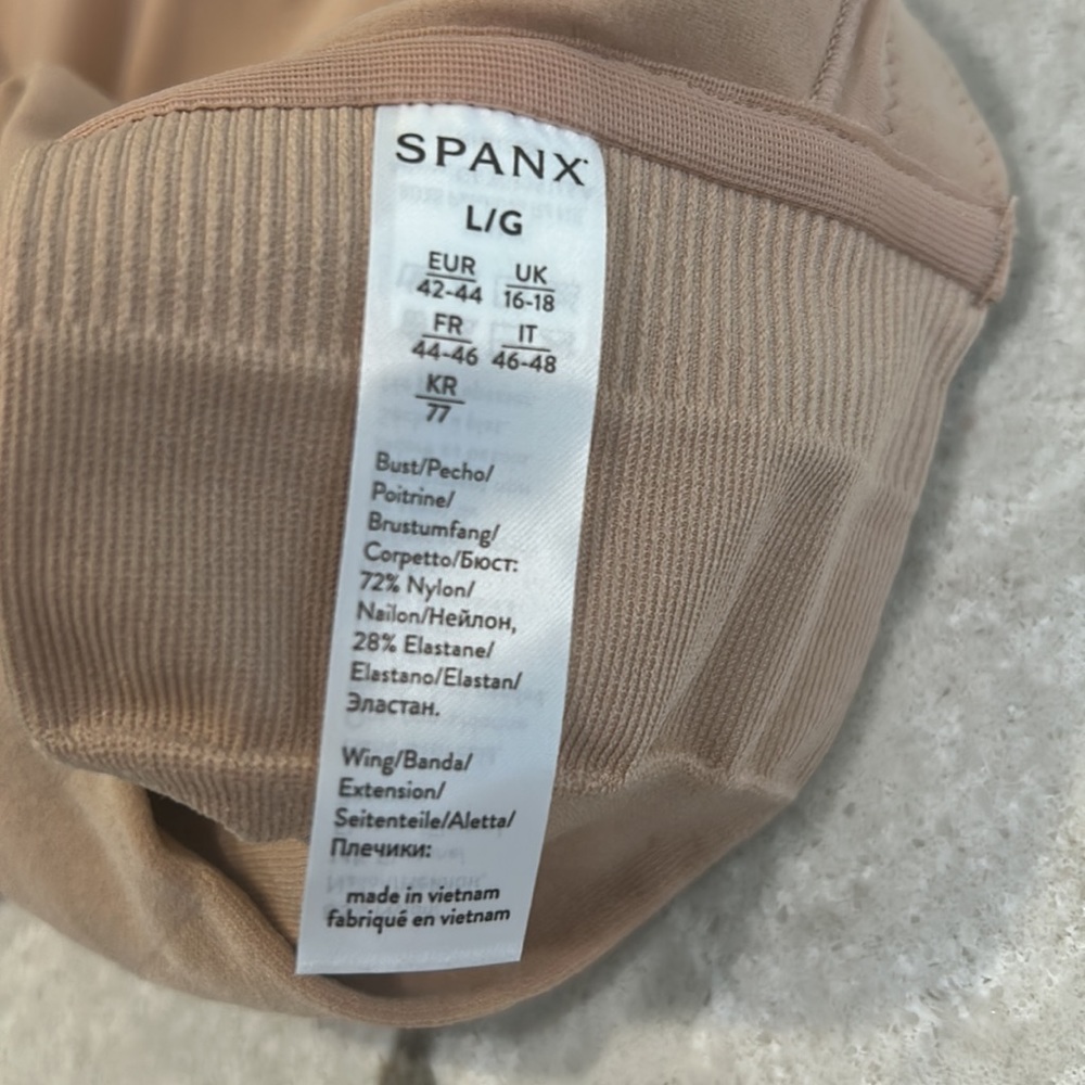 NWT Spanx Bra-llelujah lightly lined tank bralette. Naked 2.0. Size large. - Picture 11 of 12